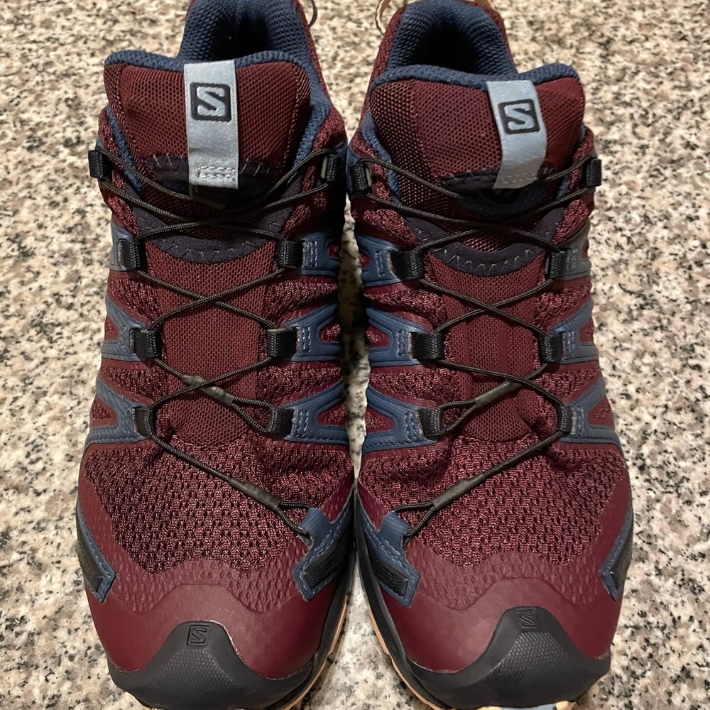 Salomon XA PRO 3D v8 Women’s Hiking Shoes Size 8